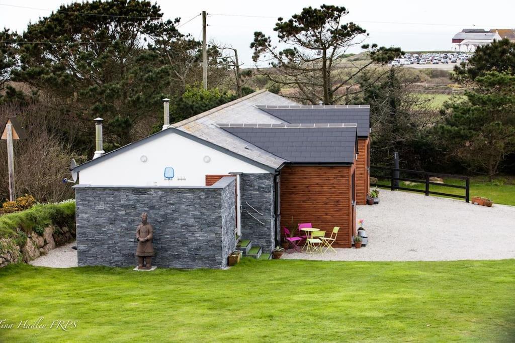 2 Bedroom Cottage Sleeps 4, With Pool Use, セネン エクステリア 写真